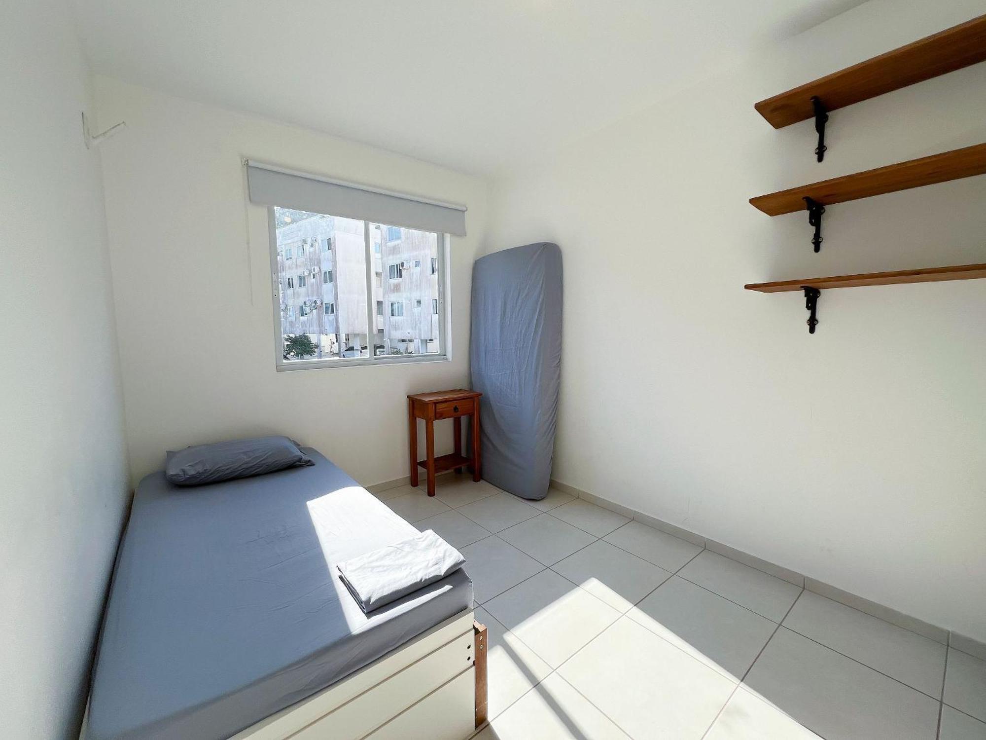 Apartamento Ape Com A/c, Garagem E Piscina Em Canasvieiras